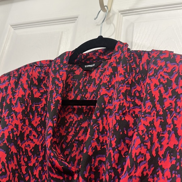 Express cropped Blouse Cheetah print size S - Picture 4 of 4